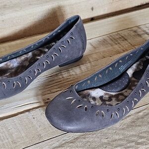 Born Women’s Gray Cutout Ballet Flats